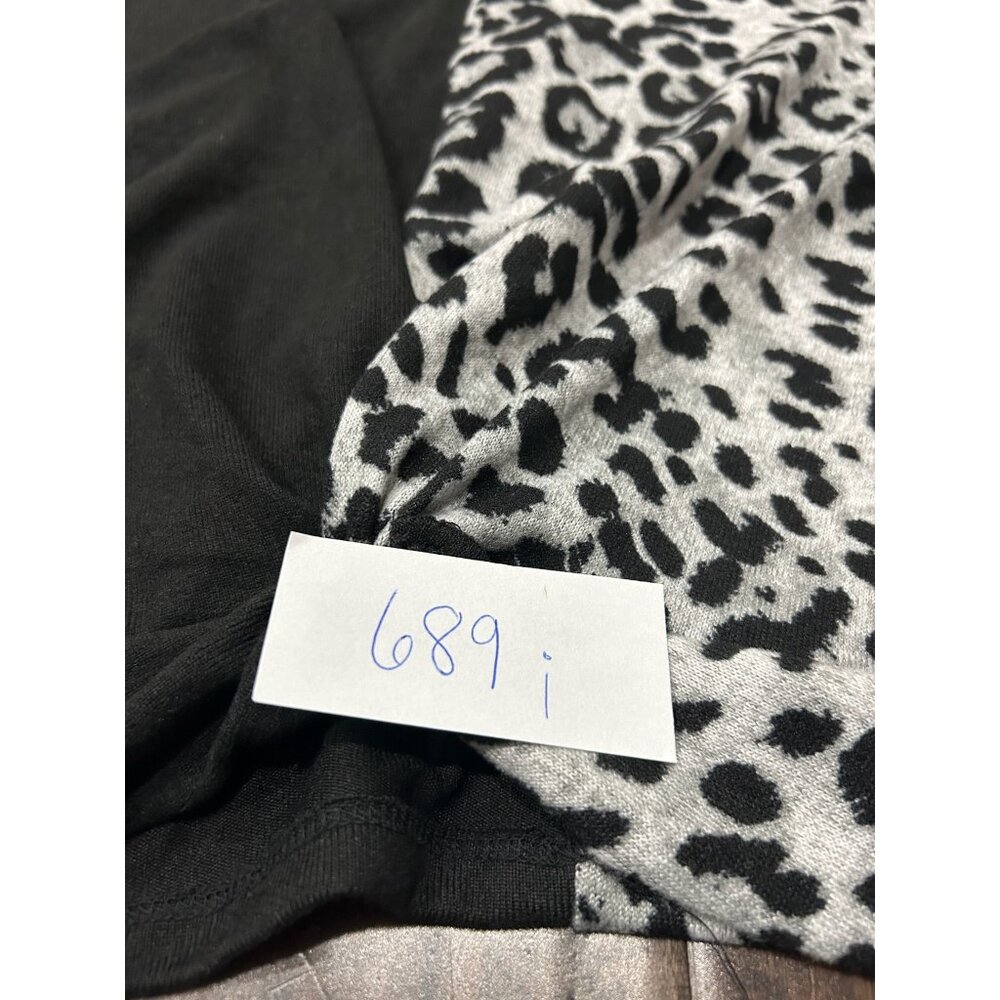 Vintage Rose Leopard Print Rhinestone Knot Top Size M Statement 90s Minimalism - Picture 9 of 10
